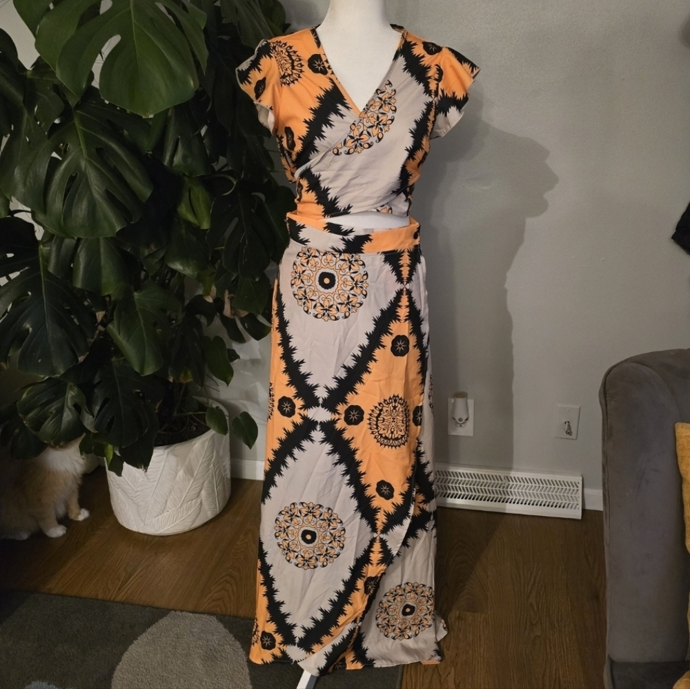 SHEIN Vibrant Orange and Black Patterned Skirt Set